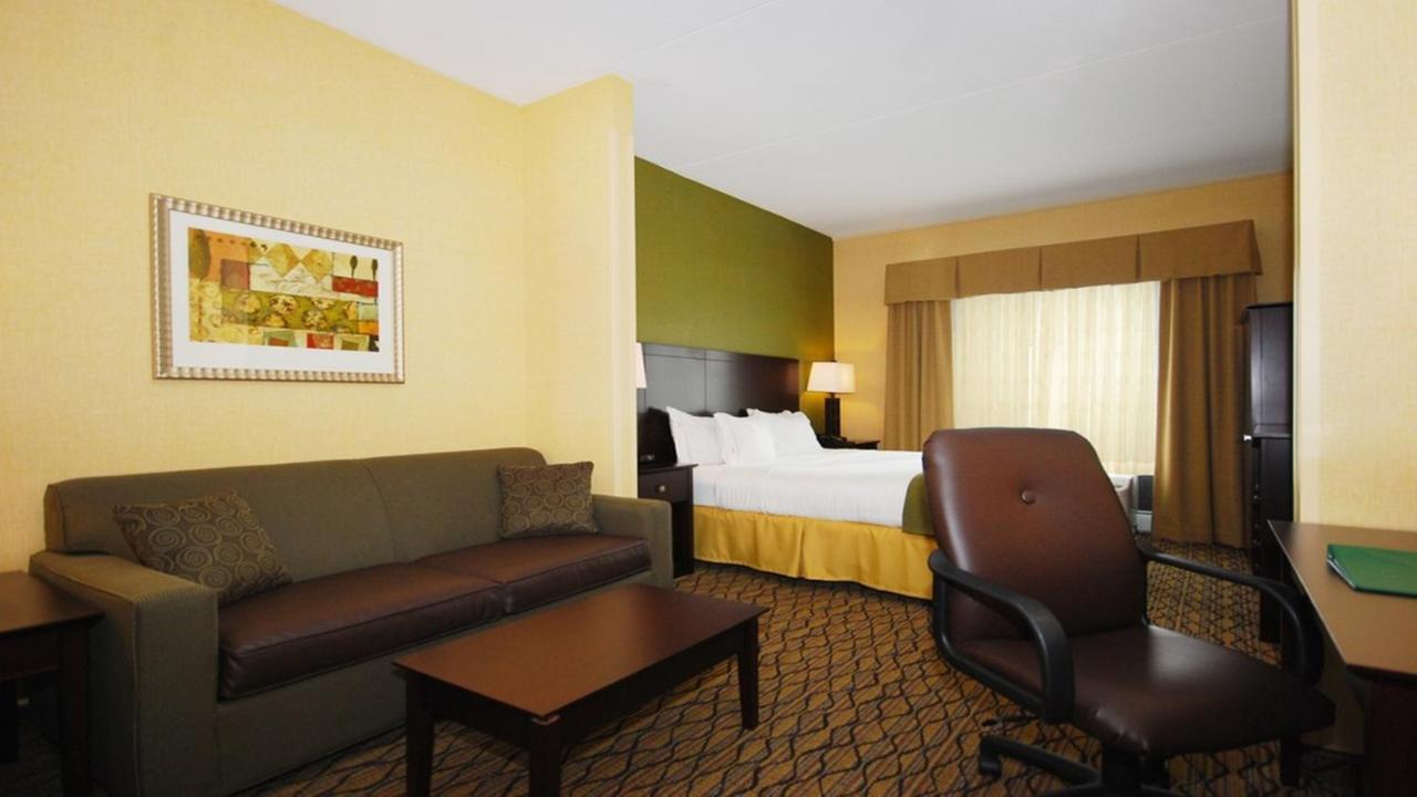 Holiday Inn Express And Suites Kittanning, An Ihg Hotel Екстериор снимка